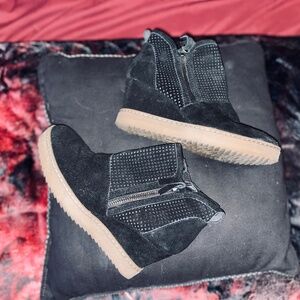 Soffi Wedge Black Booties